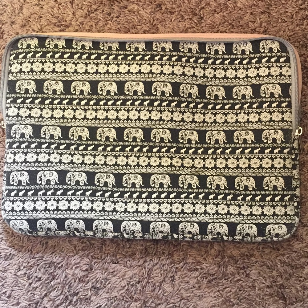 Elephant laptop case